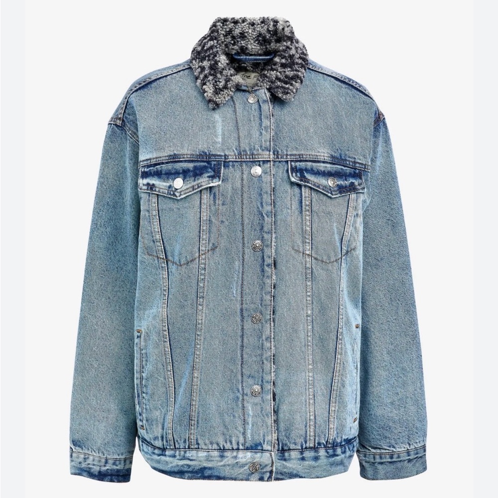 Free People Indigo Blue Wild Ones Sherpa Trucker Jacket Size Medium C11-062